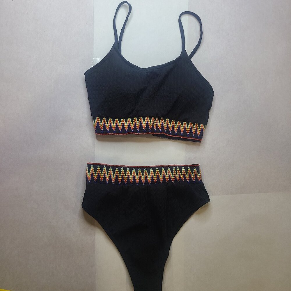 Women’s Tankini Swimsuit – Size Medium – Black with Aztec Print Swim Top & Botto